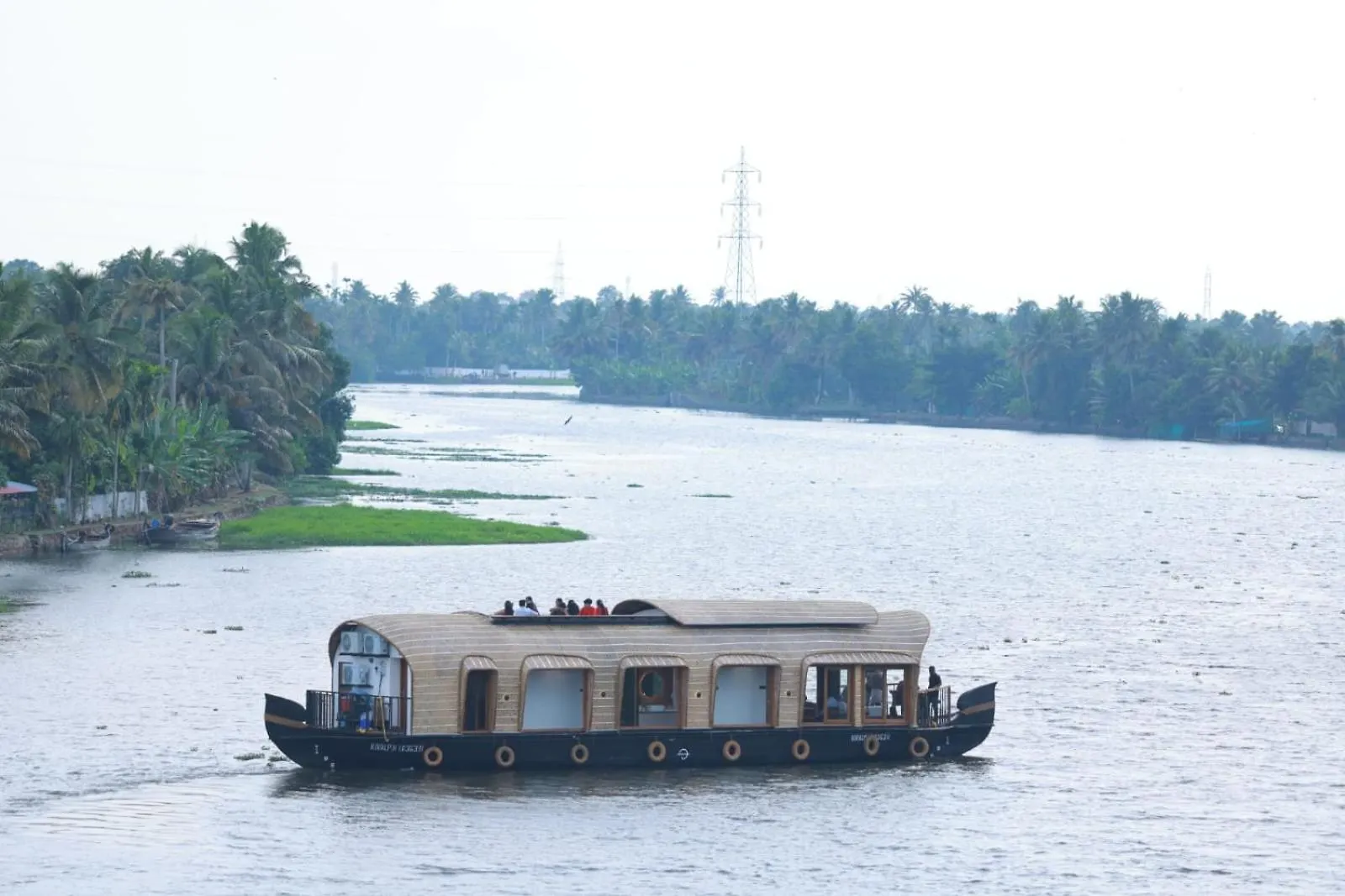 מלון Champakulam Island Of Peace Houseboat